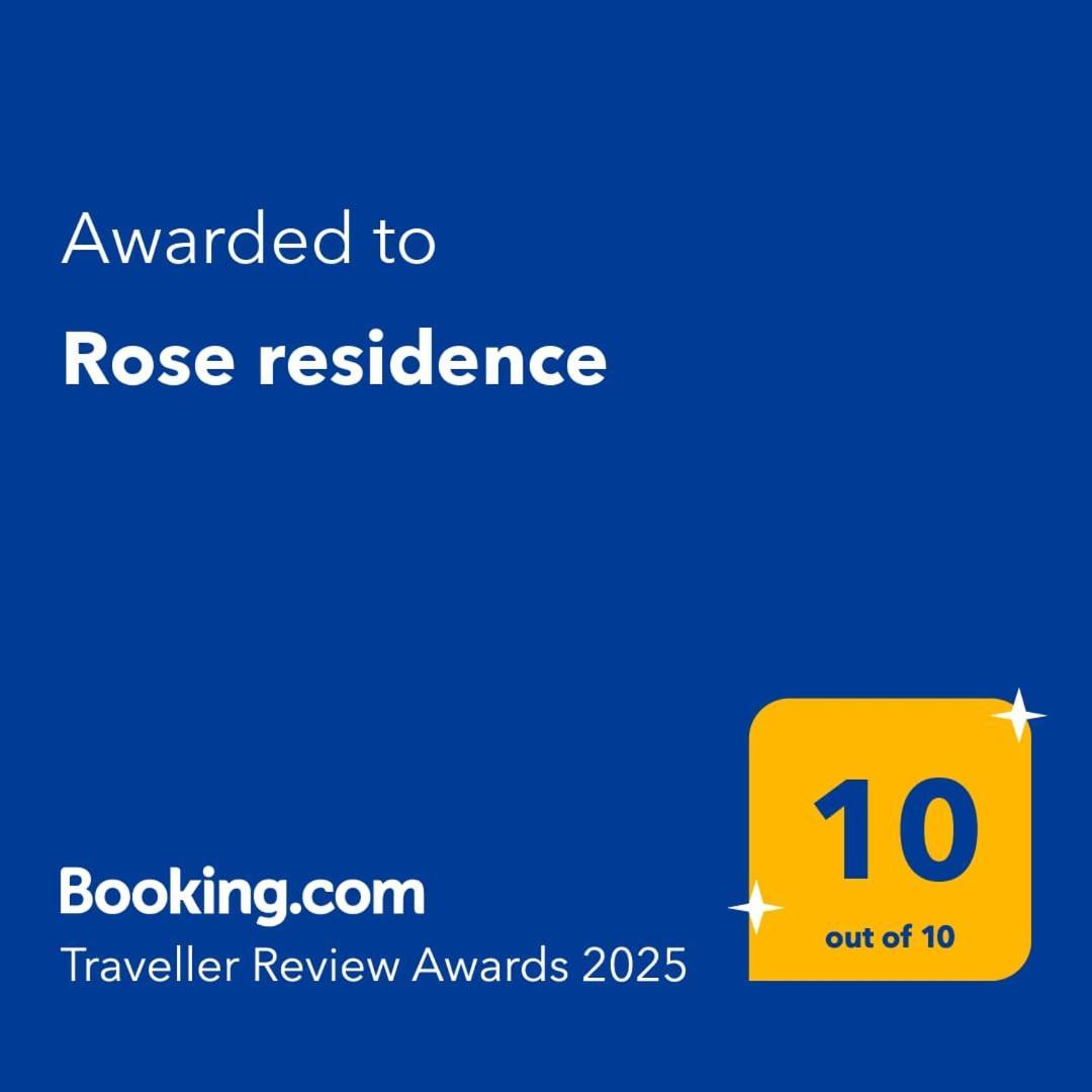 Rose Residence Buzău Extérieur photo